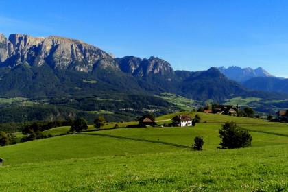 Hiking in the mountains of South Tyrol – Nordic Walking