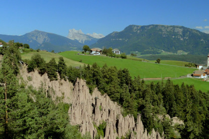 Pyramidi di terra